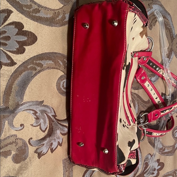 Studded Cross Design Red and Tan Women's Bag - Picture 4 of 9